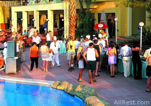 Dosi Hotel 6